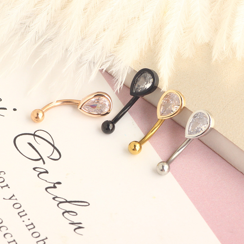 Pointed titanium steel lip stud product view