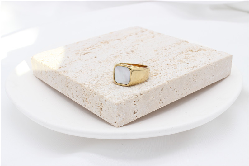 25g Weight Ion Plating (IP) Gold Plating Process 18K Gold Plated Plating Material Shell Inlay Material Rings Classification 13, 6 Ring Size 1 Piece Quantity Holiday, Daily Occasion 304 Stainless Steel Material Geometric Pattern Unisex Gender Simple Style Style Simple Style Geometric 304 Stainless Steel Shell 18K Gold Plated Unisex Rings 7