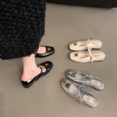 レトロメリージェーンシューズ浅口婦人靴包頭ハーフスリッパ2025春夏新作メタルバックルインナー高さサンダル