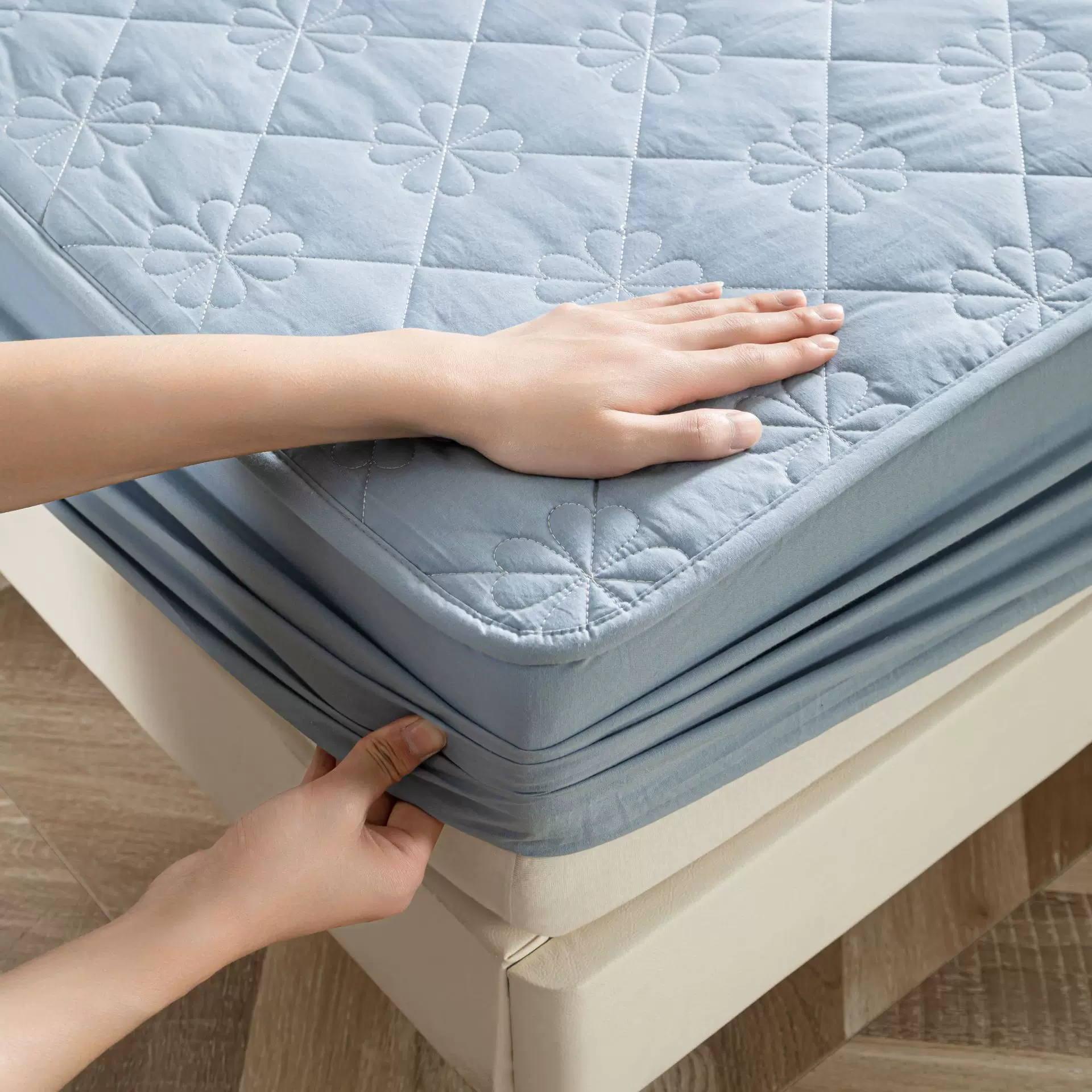 纯棉夹棉床笠单件水洗棉加厚防滑床罩席梦思床垫保护罩可四季通用