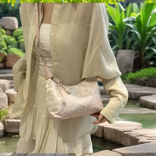 New Chinese-Style Handbag 2026 New Model Chinese-Style Crossbody Bag for Women with a High-End Feel Versatile Ladies' Handbag Wrist Bag
