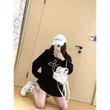 SMFK现货2025秋百搭洋气黑玉兰大长袖上衣时尚印花阔身打底衫