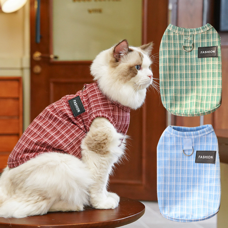 Ropa de gato otoño y invierno retrógrado de terciopelo etiqueta negra mascotas perros ropa de gato sin pelo al por mayor transfronterizo