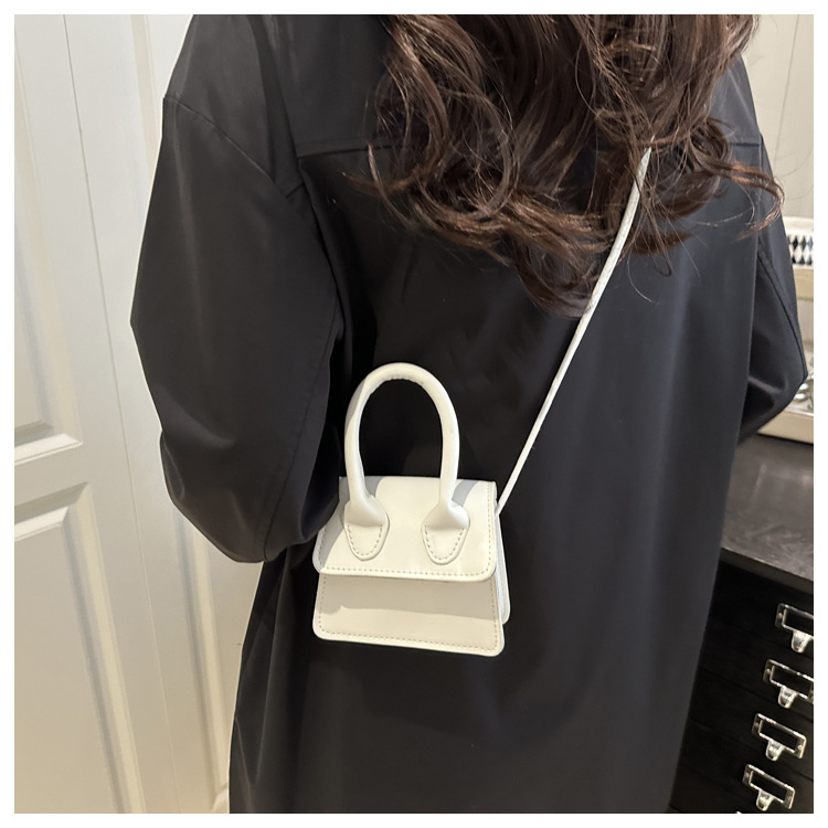 86g Weight Magnetic Buckle Closure Type Single Shoulder Strap, Top Handle Strap Type Shoulder Bag Bags Type Casual Occasion Pu Leather Material Solid Color Pattern All Seasons Season Women's Gender Streetwear Style Square Shape Small Size Women's Small Pu Leather Solid Color Streetwear Square Magnetic Buckle Shoulder Bag 12