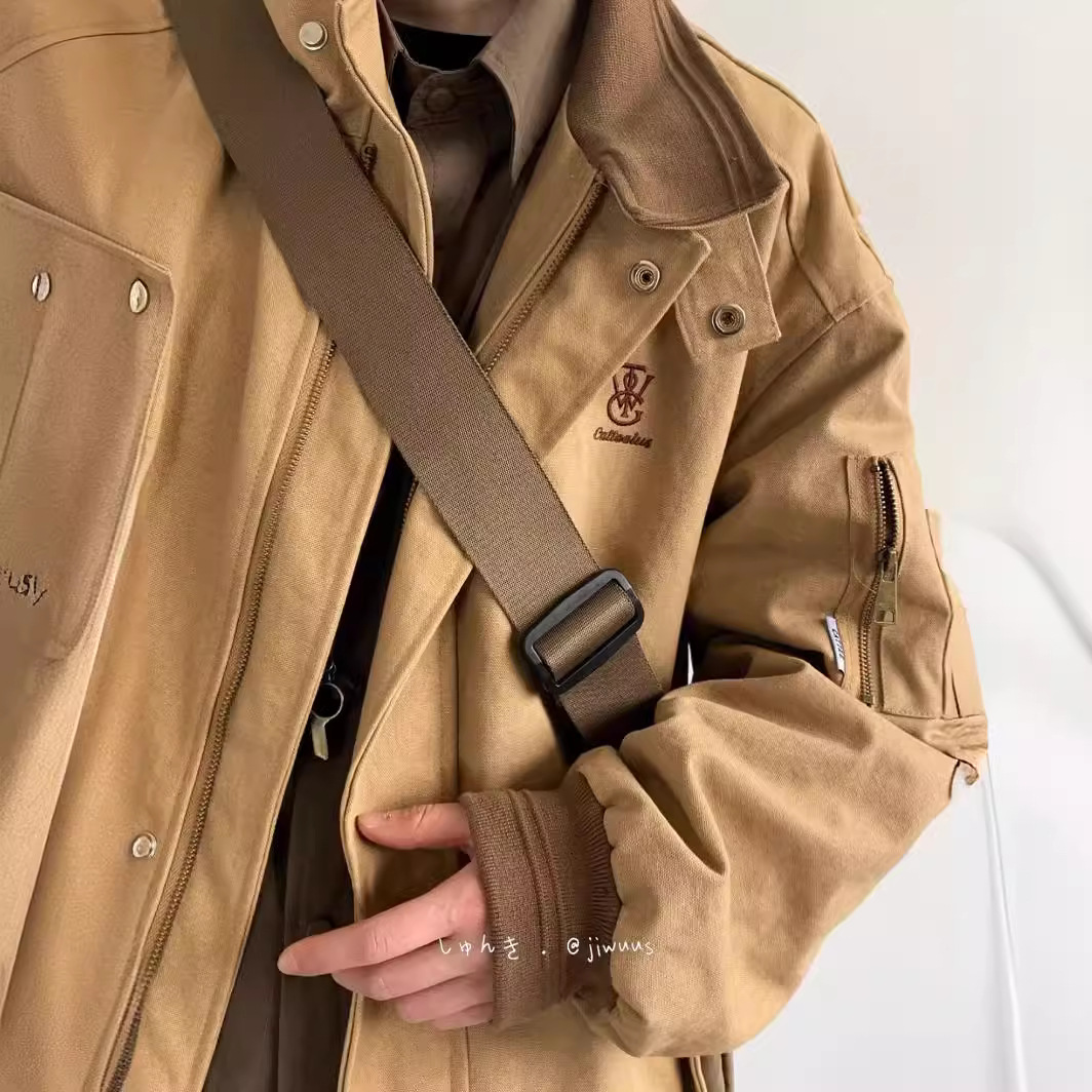 Estilo japonés retro bordado Diseño ropa de trabajo chaqueta de los hombres y las mujeres de Primavera y Otoño Nueva solapa suelta de color a juego Chaqueta de traje de vuelo