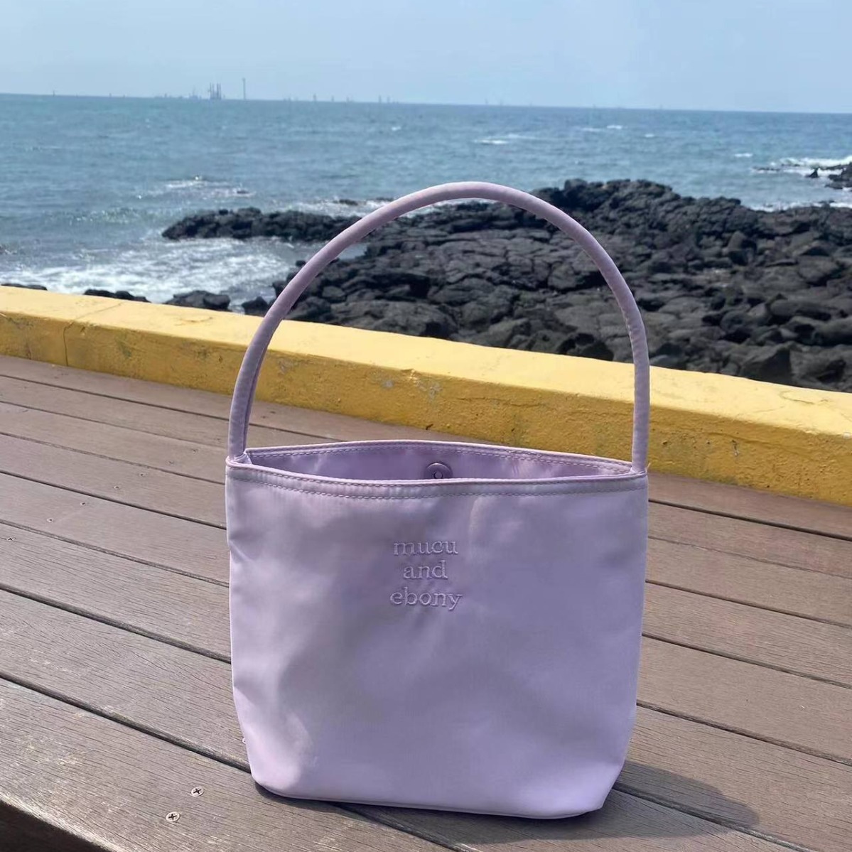 Universal nylon fashionable underarm bag