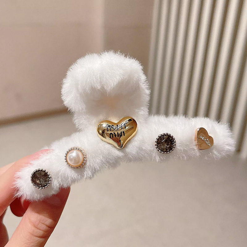 2026秋冬ミンクファー毛皮ヘアクリップ、高級感のある後頭部用大型シャーククリップ、ハート型キラキラ輝くダイヤモンド付き毛皮ヘアクリップ