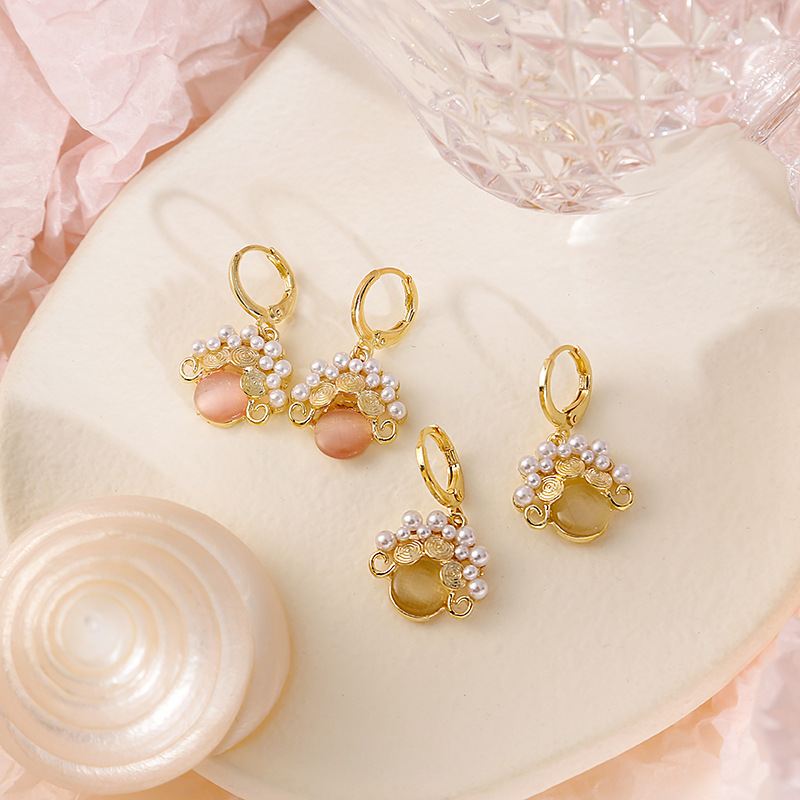 Mode Rosa Opal Intarsien Perle Einfache Süße Alloy Ohrringe display picture 2