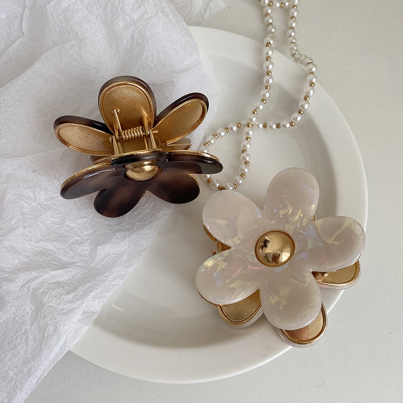 Acetic acid sheets Material Plumeria Pattern Simple Style Classic Style Women's Plumeria Acetic Acid Sheets Hair Clip
