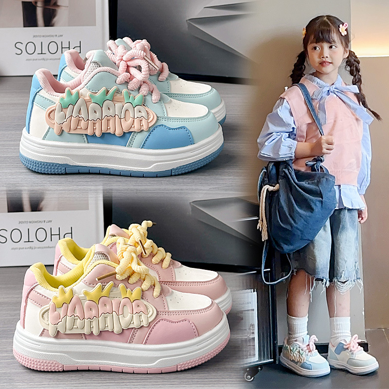 Zapatos de patina de dopamina de niñas 2025 primavera y otoño nuevos niños versátiles estudiantes zapatos casuales de niñas zapatillas respirables