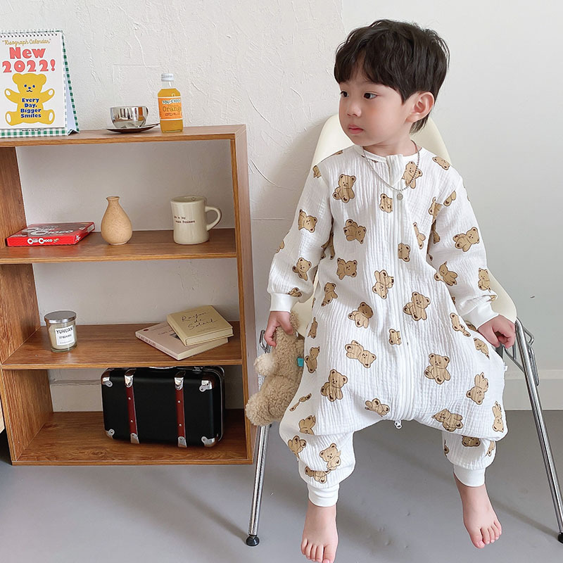 Long-sleeve, with little bears