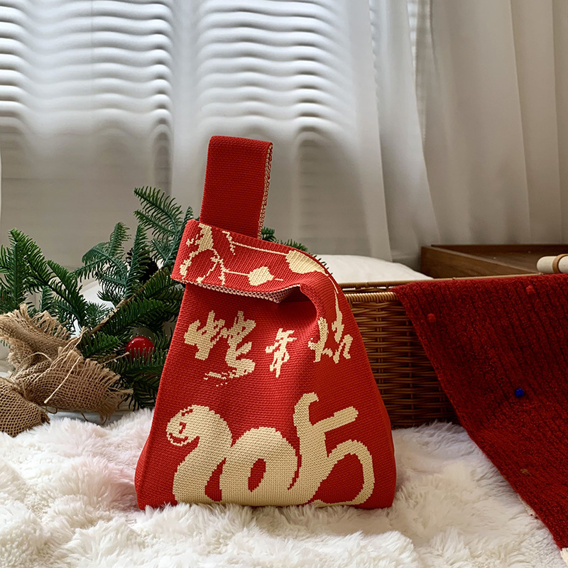 Año de la serpiente Daji - trompeta