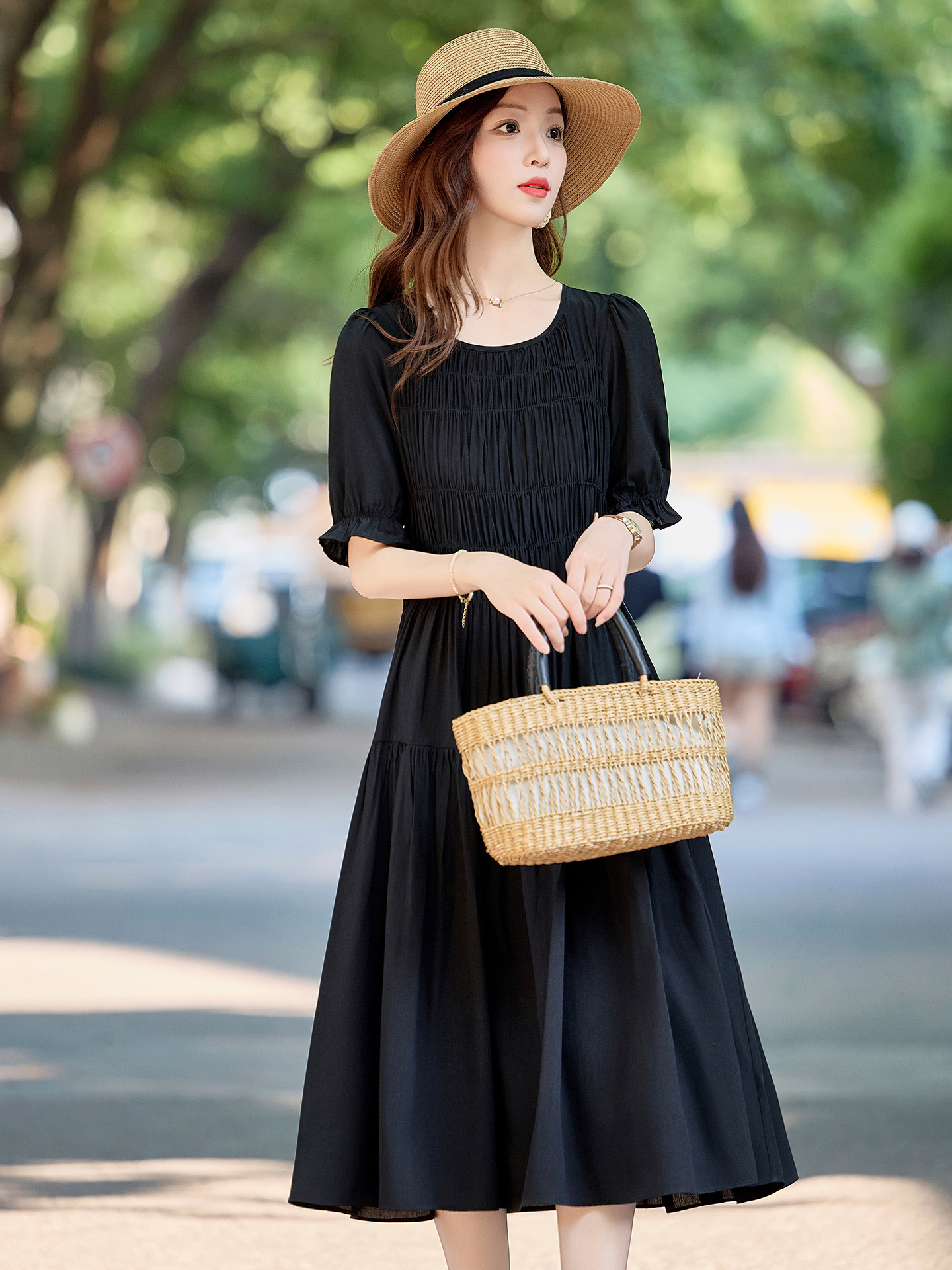 Đầm suông nữ midi che bụng eo màu trơn NI510 — Màu đen, Màu đỏ