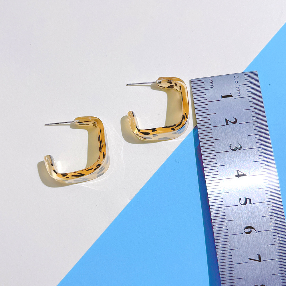 1 Pair Simple Style Geometric Arylic Womenu0027S Ear Studs