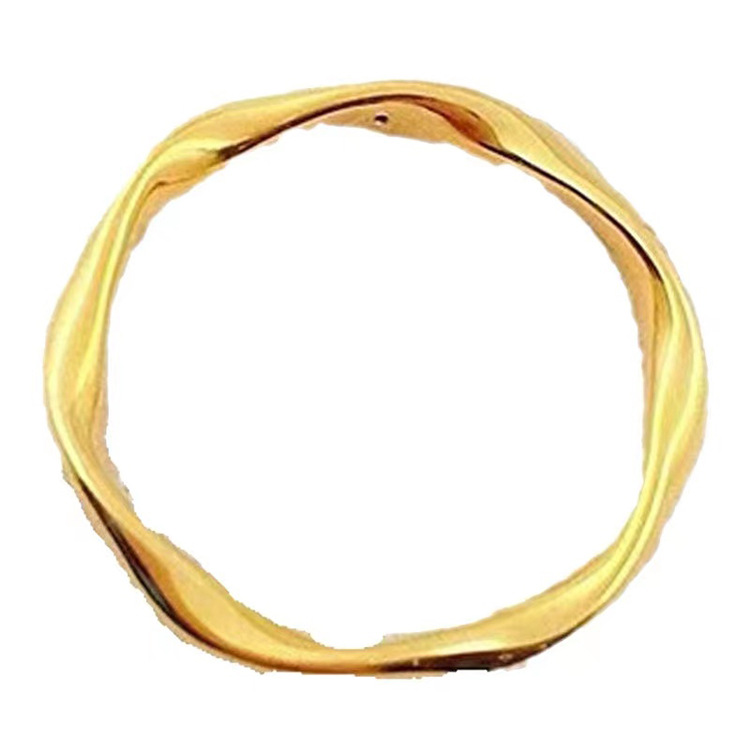 Stackable Delicate Rings Set In Gold And Silver Mixed Metal Bands_voghion.com