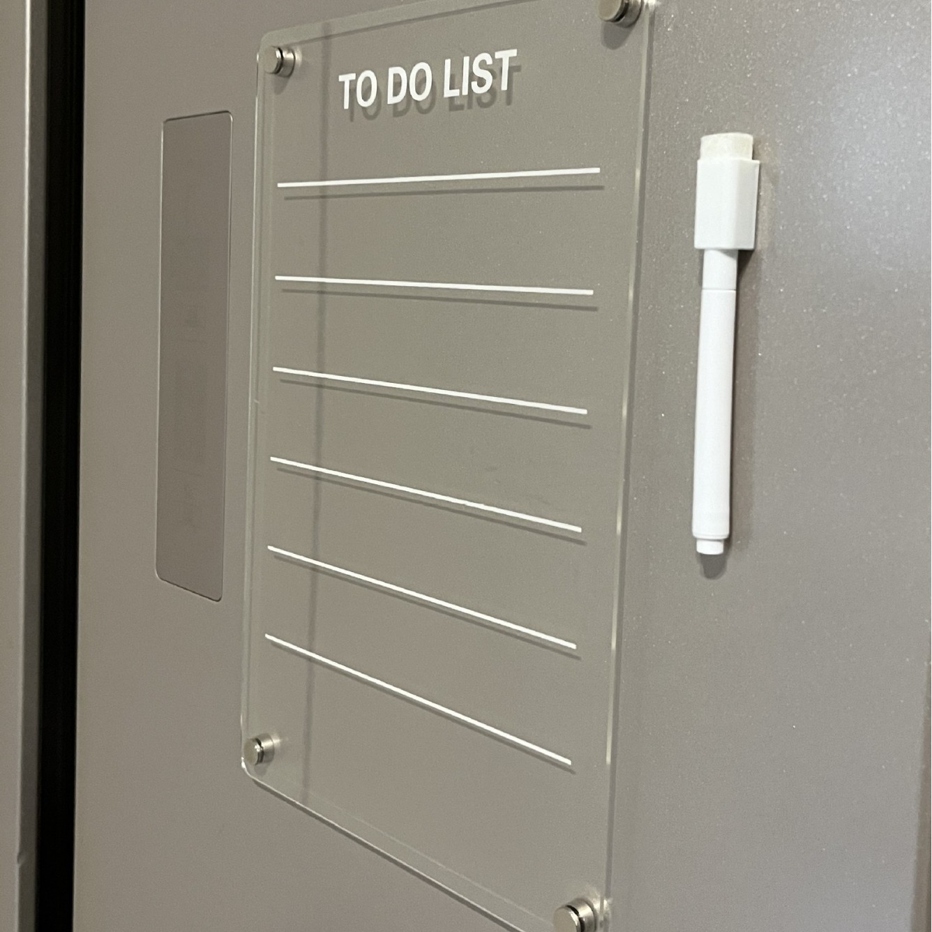 Plan de calendario de Amazon Tablero de mensajes magnético Etiqueta del refrigerador Tablero de notas de acrílico transparente Personalización de acrílico image 5