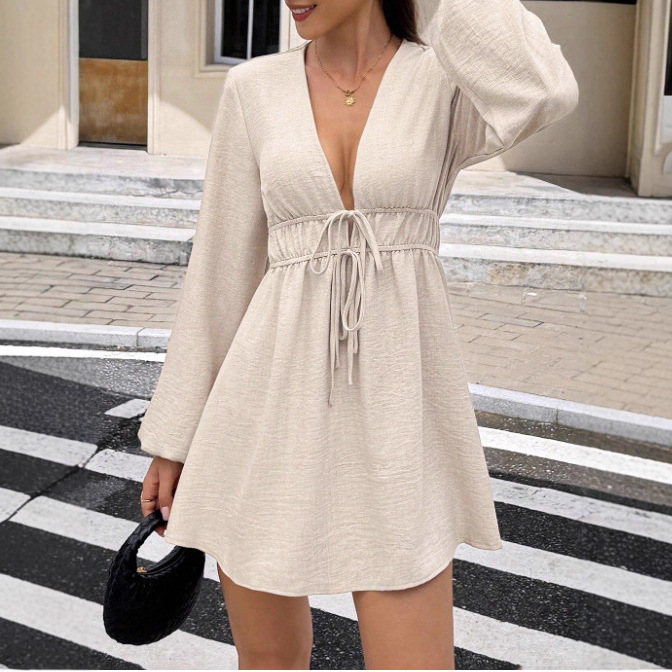 欧美跨境女装法式新款时尚休闲连衣裙 v领灯笼袖系带收腰连衣短裙