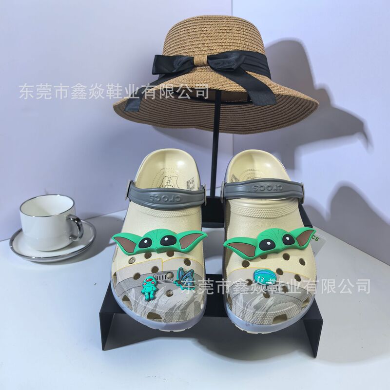 2025 Summer New Corss Star Wars Cartoon Fashion Outdoor Croc Shoes Sandals and Slippers Factory Ready Stock