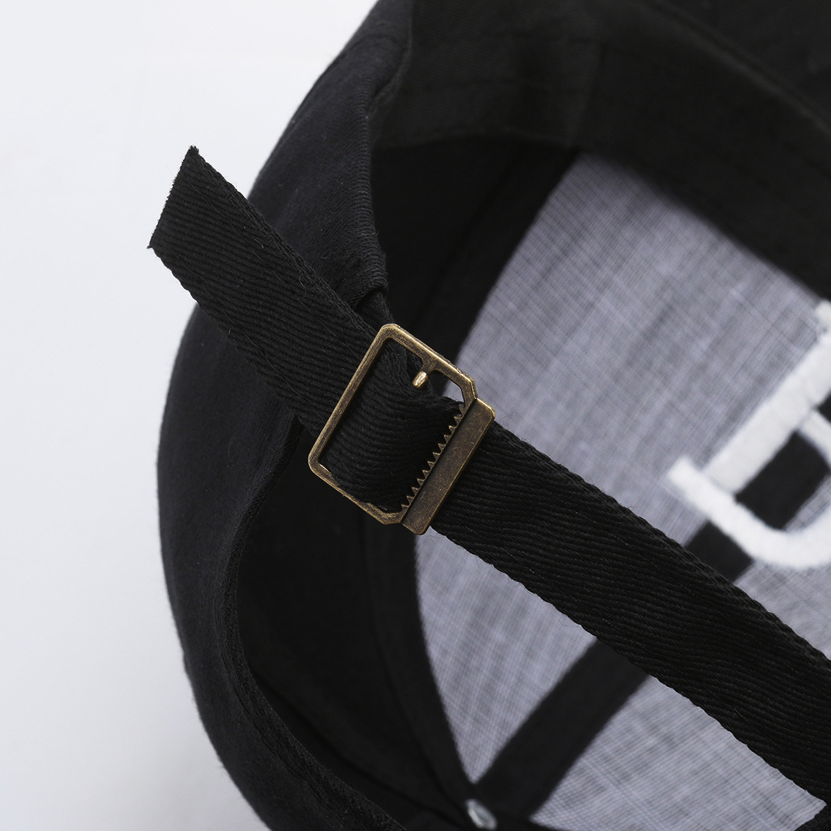 Men's Outdoor Breathable Baseball Cap | Women's Face-Slimming Sun Hat | Fishing Visor with Embroidery | Face-Protecting Visor