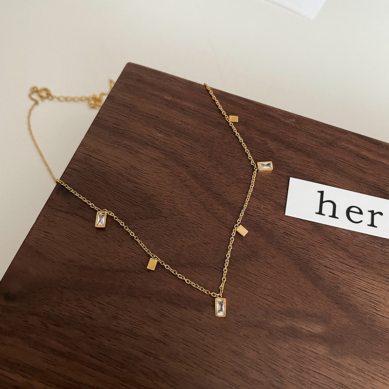 Water Droplets Pattern Women's Gender Simple Style Water Droplets Titanium Steel Inlay Zircon Necklace