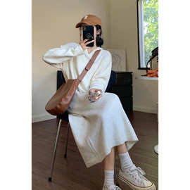 秋天 连帽针织连衣裙女秋冬长款韩版宽松卫衣内搭毛衣裙君