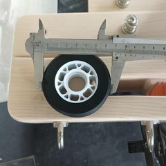 プーリーのプラティコアのベッドの部品は同じタイプの高分子の高反発の超静音の糸のように滑らかです。