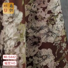 �͹���@�L��Ⱦ����ɫ���Ứ���σ��������B��ȹ�R������b���