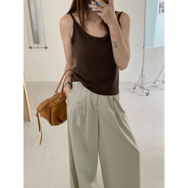Gagd Versatile Camisole for Women, Loose and Slimming, Stylish and Comfortable Sleeveless Top for Outerwear Gagd Versatile Camisole for Women, Loose and Slimming, Stylish and Comfortable Sleeveless Top for Outerwear