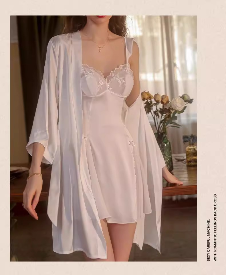 Conjunto de camisón y pijama sexy para mujer, otoño e invierno, de alta gama, estilo puro y sensual, para busto pequeño con almohadillas, camisón de seda helada con encaje.