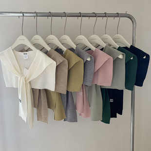 Japanese and Korean Style Solid Color Embroidered Letter Knitted Shawl for Women, Decorative Shoulder Wrap for Summer and Autumn, Air-Conditioned Room Outerwear, Faux Collar