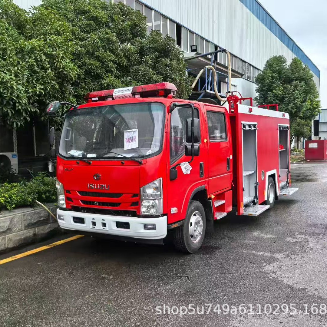 五十铃3.55吨水罐消防车，客户认准硬核实力，用卓越质感征服市场