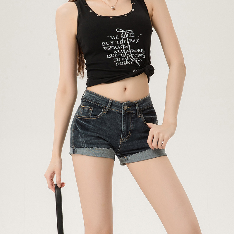 American-Style Low-Waist Rolled-Edge Denim Shorts for Women, Summer 2026 Trendy New Slim-Fit Stretchy A-Line Hip-Hugging Hot Pants