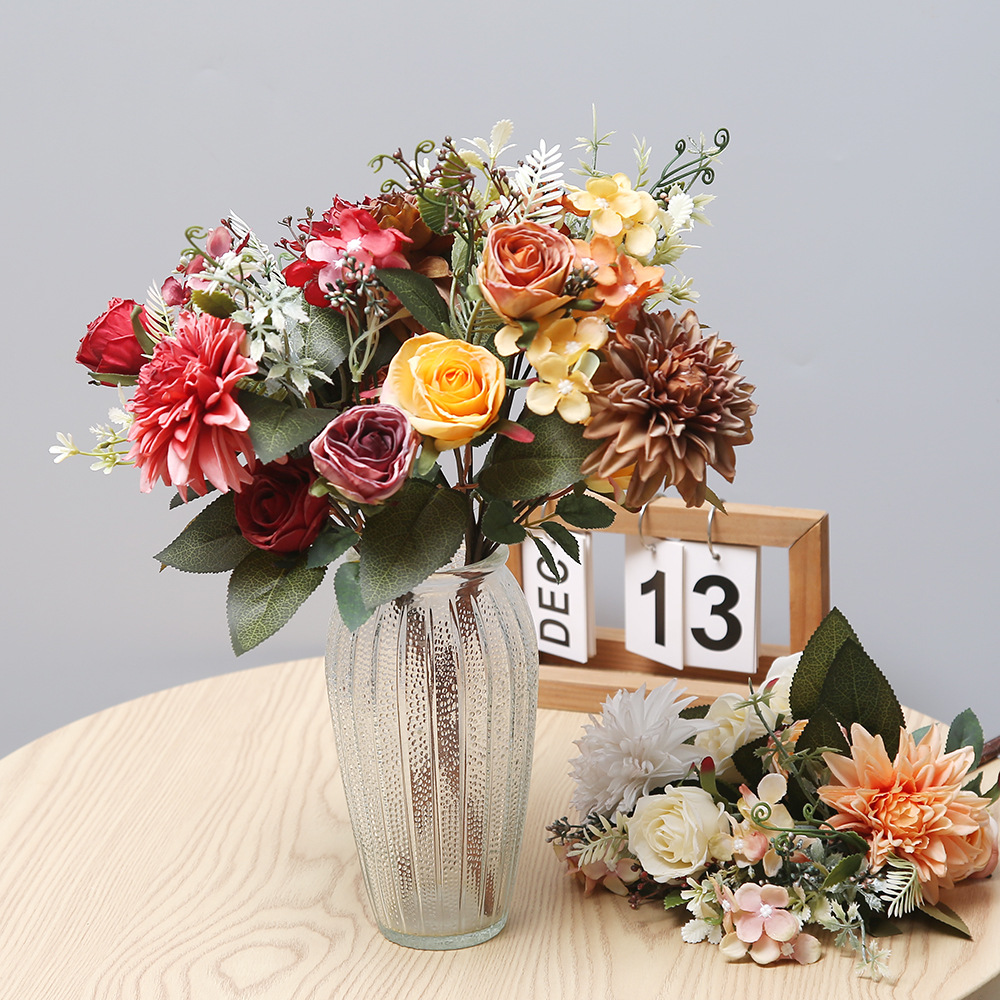 Simulación de flores de rosa de Dalian nuevos productos transfronterizos bodas de mano accesorios de fotografía floral fábrica de decoración directa del hogar