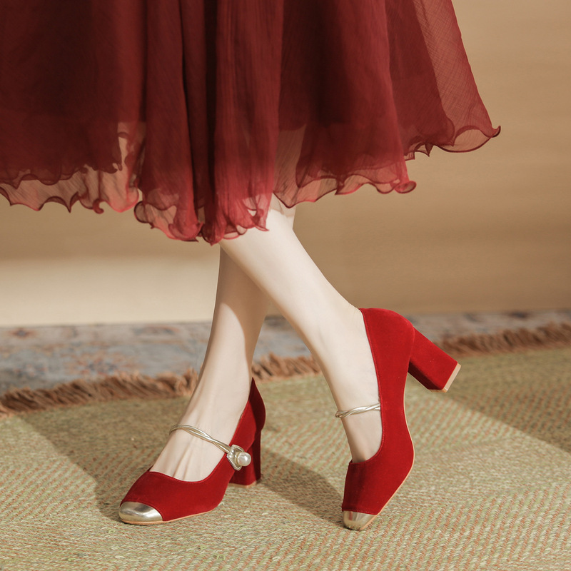 2026 new model square-toed chunky heel high-heeled shoes, large size, extra wide, wedding shoes, bridal shoes, single shoes for Xiuhe dress