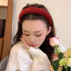Women's 2022 New Red Headband with High-end Autumn/Winter Style, Retro Hairpin and Hair Tying Accessory