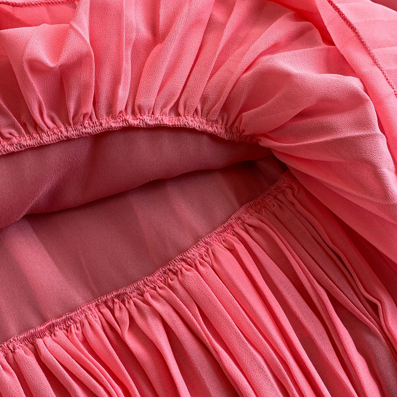 Women's French Style V-Neck Slip Dress Elegant Hollow Out Waist Cinching Slimming Pleated Long Skirt For Casual Elegant Fashion_ecoleips.com
