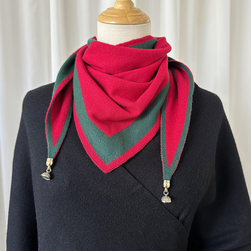 Nueva hebilla magnética bufanda de triángulo de punto para mujer otoño e invierno cálido cuello bufanda de protección de moda todo fósforo suave bufanda decorativa