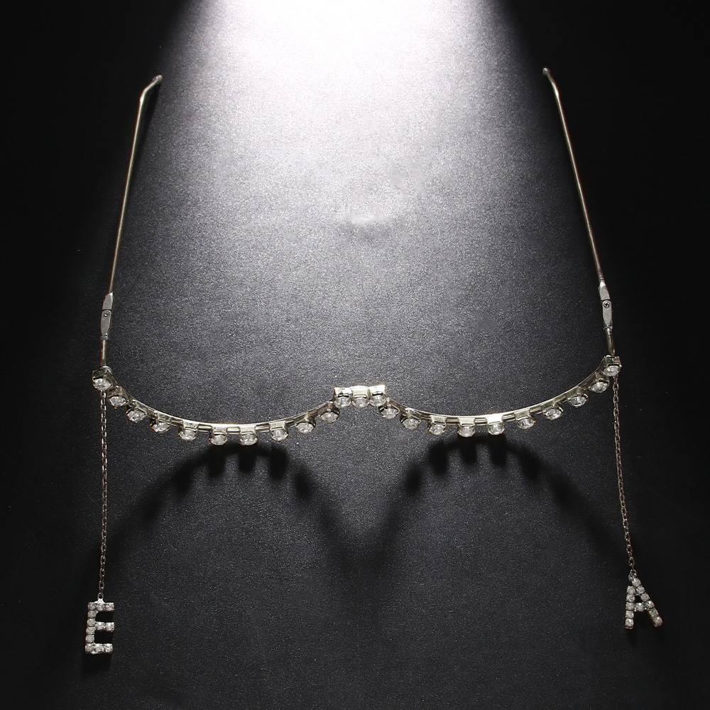 Europa y américa rhinestone gafas marco personalidad hip hop carta inferior medio marco colgante gafas marco accesorios de la cara marco Del Ojo