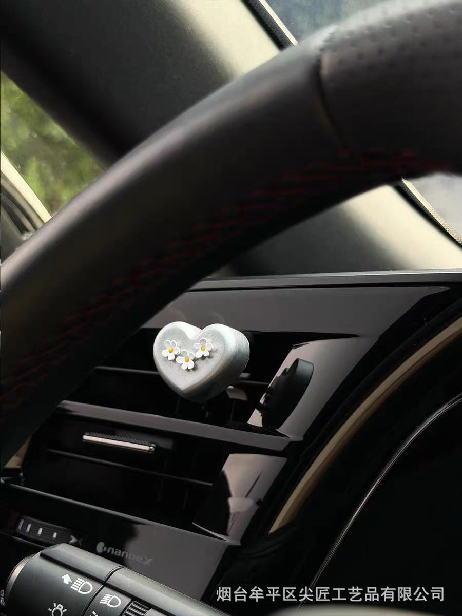 Cute Kt Cat Car Air Freshener Car Vent Fragrance Car Interior Girly Decoration Light Fragrance Diffuser Stone Ornament