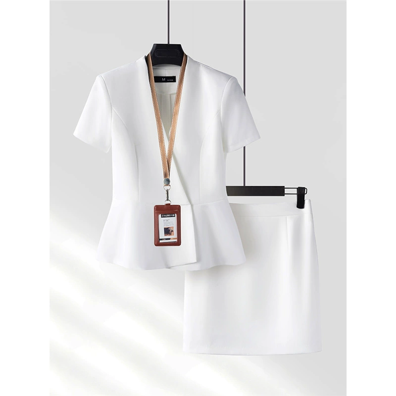 Женский летний костюм-двойка с коротким рукавом, элегантный, для стойки регистрации, работы в отеле, салоне красоты, с ювелирными украшениями.