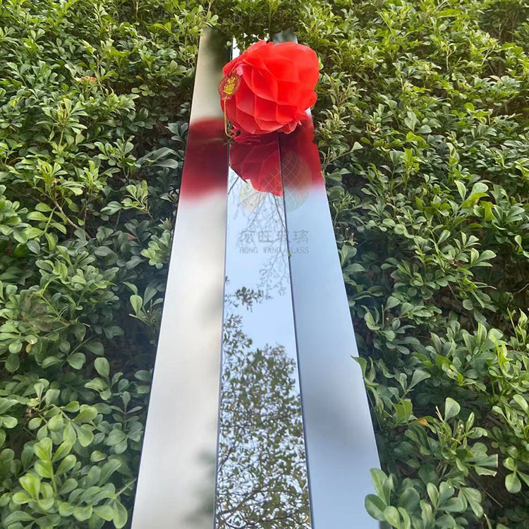 长条单面磨砂加镜面效果钢化玻璃生产加工 可磨边钢化的玻璃厂