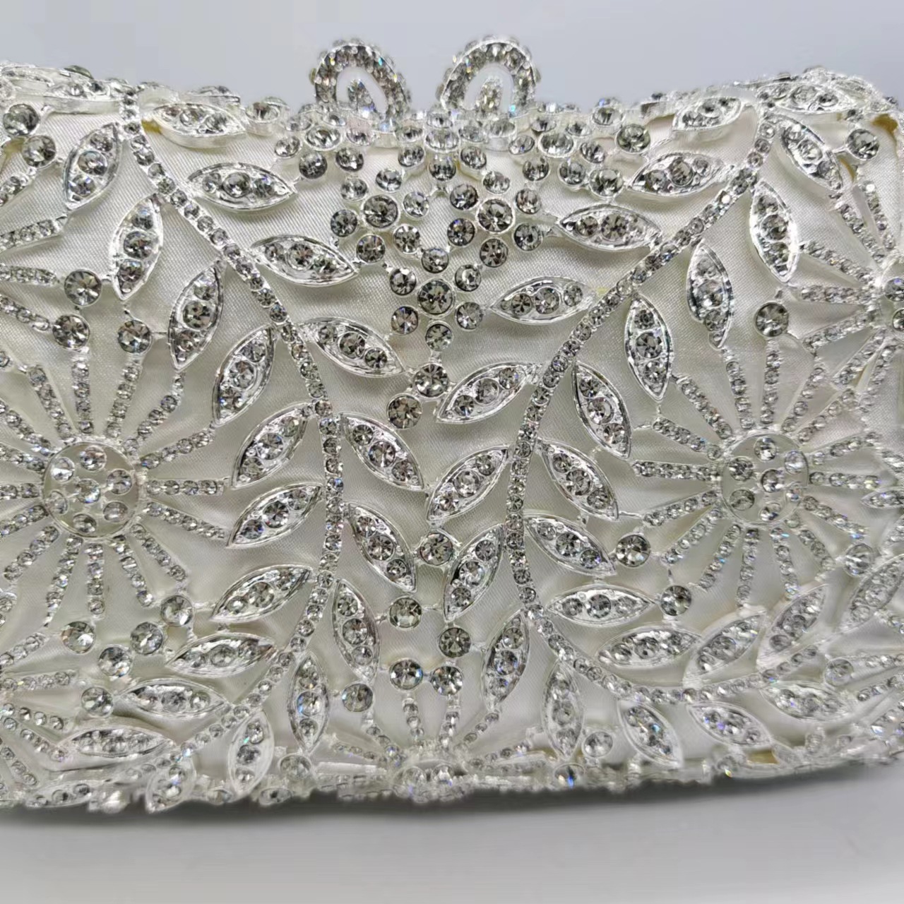 Túi clutch nữ cầm tay đính kim cương sang trọng dự tiệc — Màu trắng, Vàng hồng, Nền vàng kim cương trắng, Cá tính đặt làm chi tiết 3