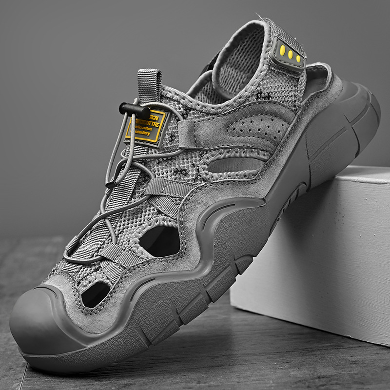 沙灘鞋男2024夏季透氣鏤空涼鞋男真皮軟底包頭戶外運動大碼休閒鞋