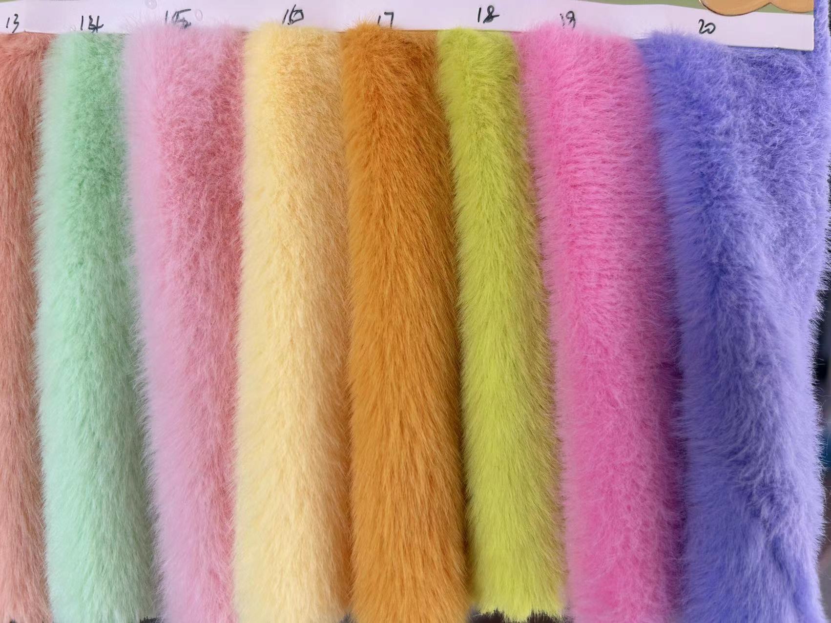 550G pequeño visón europeo alto y bajo piel de conejo suave nieve visón terciopelo textura ropa zapatos y sombreros juguetes hogar textil bufanda tela