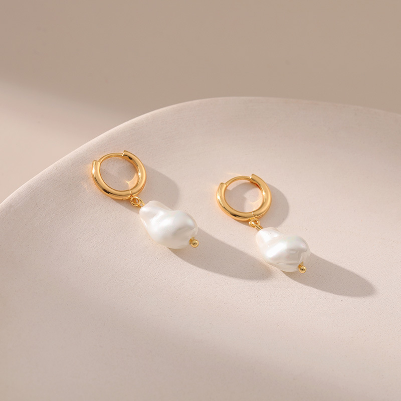 1 Paar Elegant Geometrisch Überzug Kupfer 18 Karat Vergoldet Ohrringe display picture 3