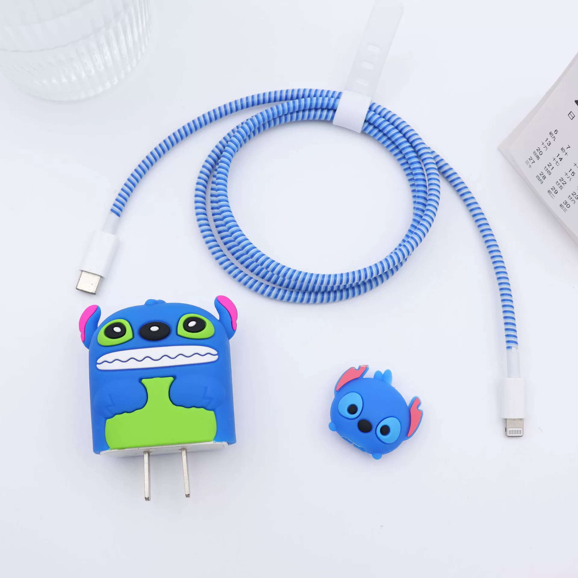 Синий защитный чехол для зарядного устройства подходит для защитного чехла зарядной головки Apple 18/20 Вт, чтобы предотвратить повреждение кабеля передачи данных.