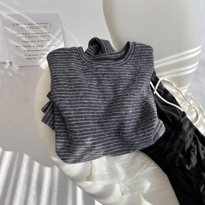 Autumn and Winter New Korean Chic Fashionable Imitation Rabbit Fur Stripesd Pullover Sweater for Women Loose and Lazy Plush Feeling Layered Autumn and Winter New Korean Chic Fashionable Imitation Rabbit Fur Stripesd Pullover Sweater for Women Loose and Lazy Plush Feeling Layered
