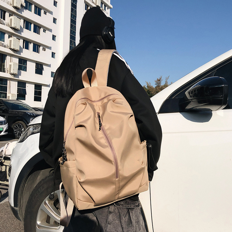 국경 간 새로운 배낭 유행 패션 대용량 Schoolbag 대학 학생들의 남성용 캐주얼 간단한 경량 여행 배낭