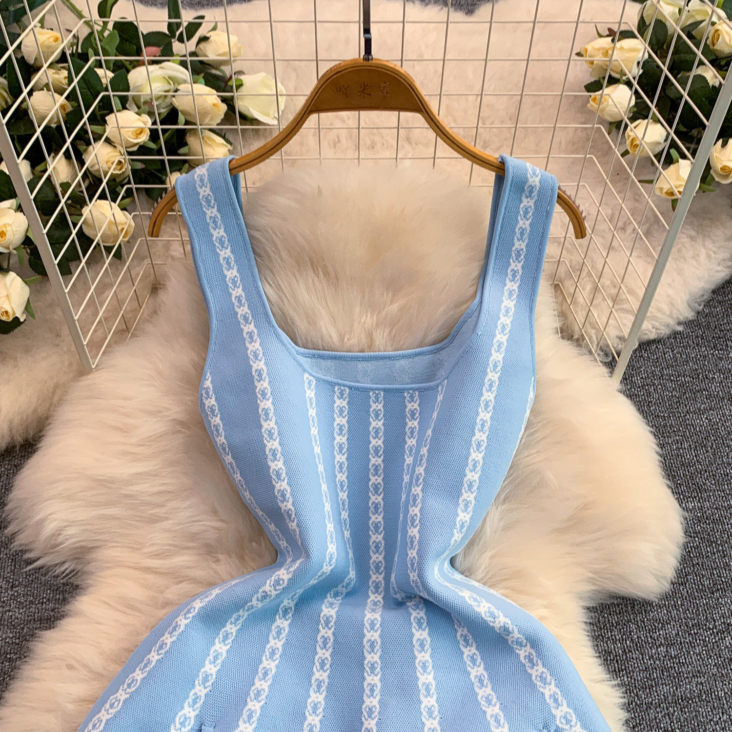 Luxury Petite Embroidered Knit Dress for Women Elegant Slimming A-Line Slip Summer Style Striped Charm_ecoleips.com