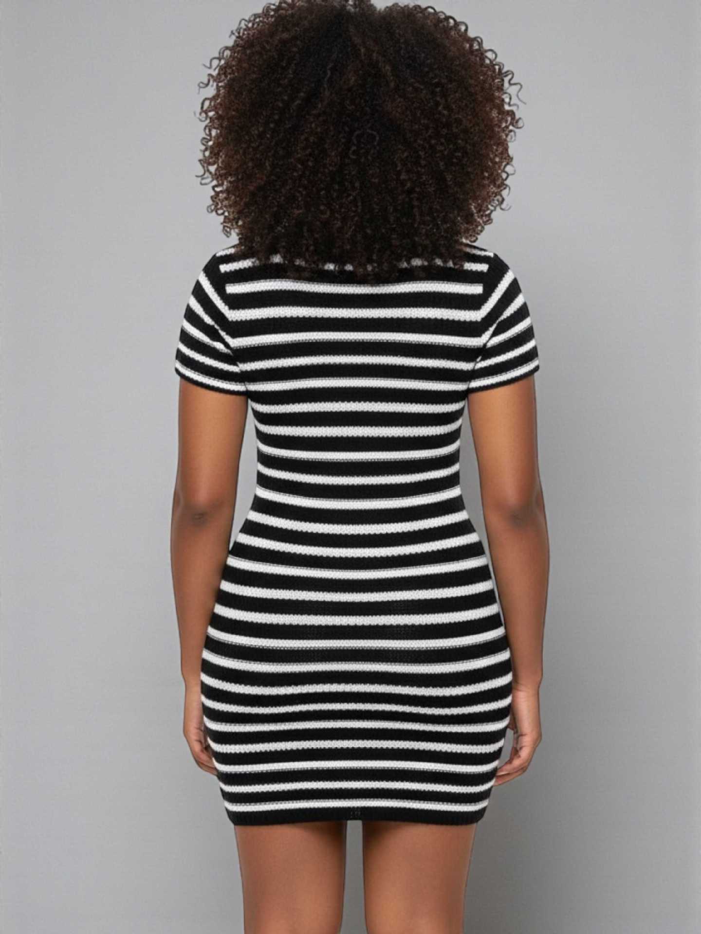 2026 Advanced French-Style Slimming Short-Sleeved Striped Knit Dress With A-Line Silhouette_ecoleips.com